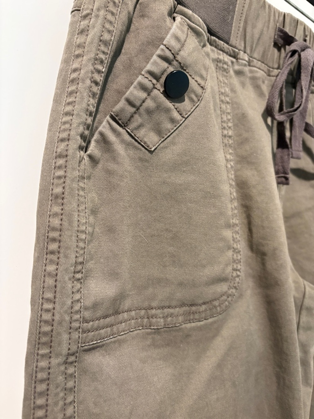 Flamingals Solid Seam Detail Drawstring Mid Rise Straight Leg Pants Size XS - Picture 10 of 11